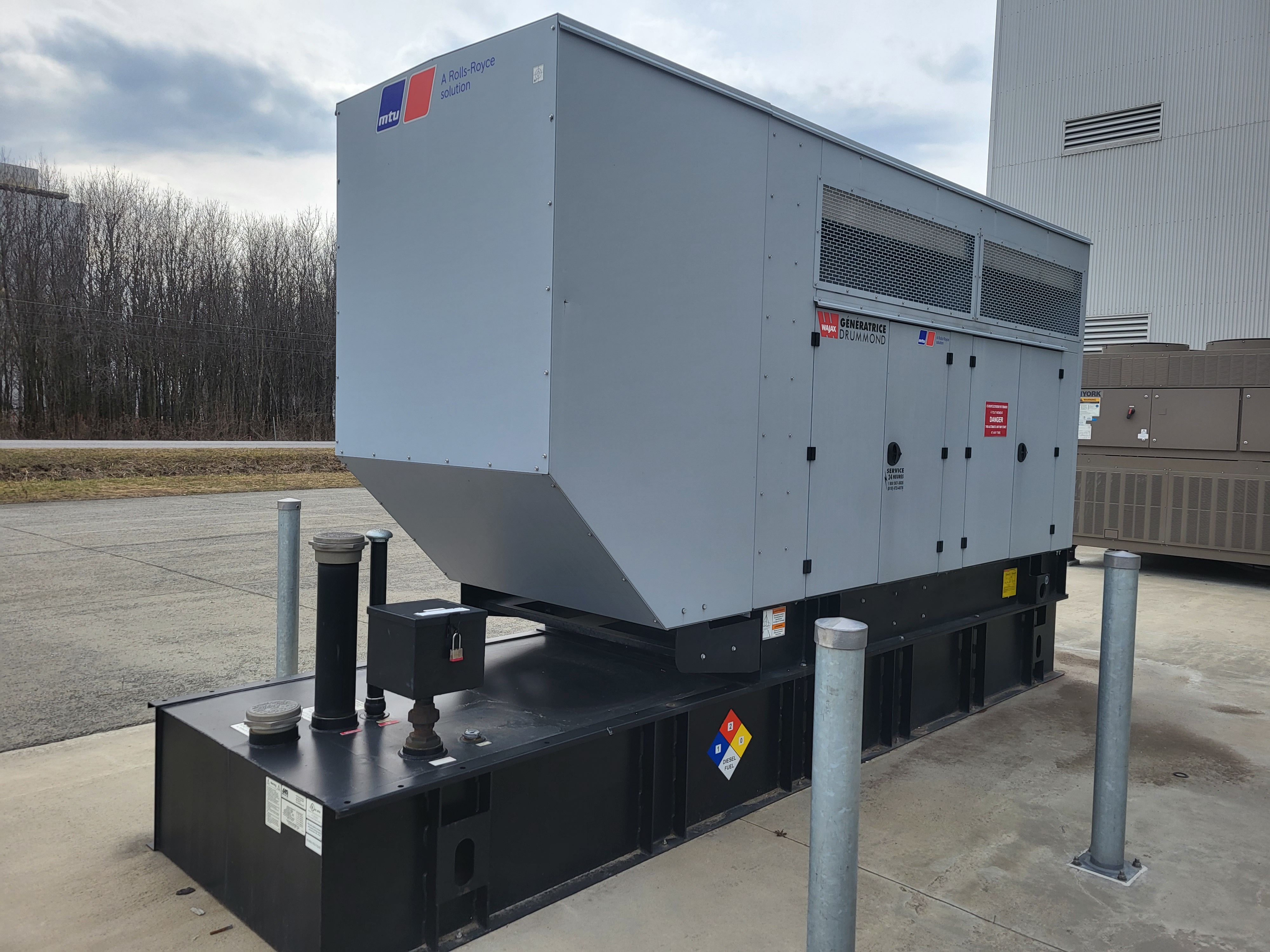 MTU industrial generator